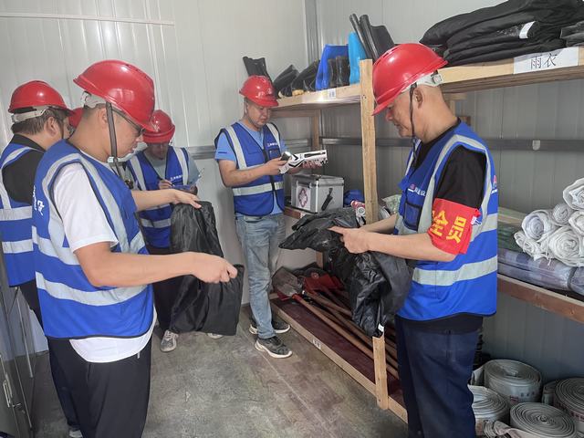 陜煤建設韓城分公司土建四項目部：未雨綢繆 打好雨季“三防”防御戰