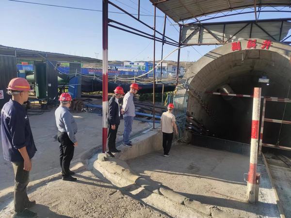 陜煤建設(shè)礦建二公司：安全生產(chǎn)不放假 應急值守不“打烊”