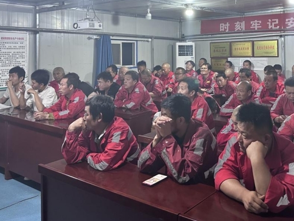 陜煤建設(shè)機(jī)電安裝公司多措并舉打好“百日安全”攻堅(jiān)戰(zhàn)