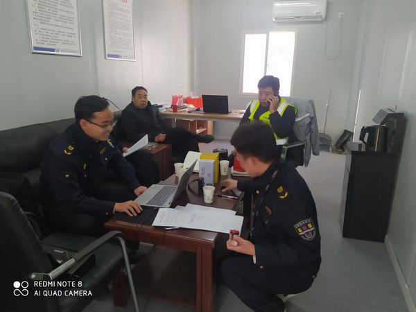 神木市人力資源和社會保障局勞動保障監(jiān)察大隊來陜煤建設天工公司土建四部檢查指導工作