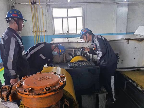 陜煤建設洗選煤運營公司紅柳林洗煤廠項目部:壓實責任不斷檔 抓牢安全不斷線