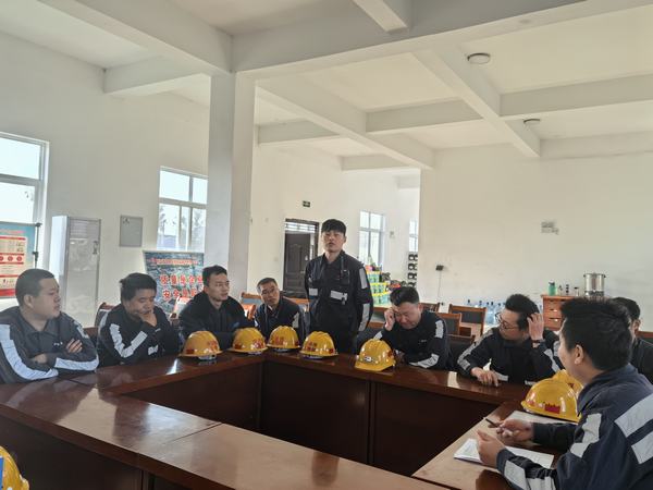 陜煤建設洗選煤運營公司神渭蒲城運營項目部：在安全路上秀出“青年力量”