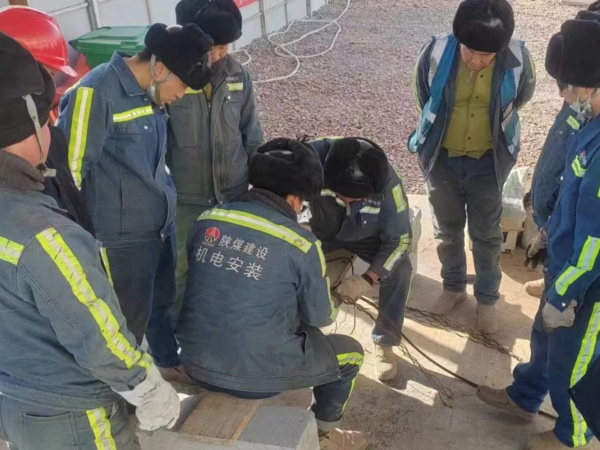 陜煤建設(shè)機(jī)電安裝公司: 以老帶新傳幫帶 以新促老共成長