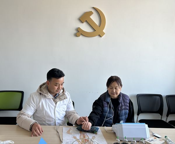 陜煤建設天工公司：關愛員工“零距離” 中醫義診暖人心