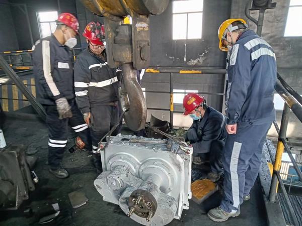 陜煤建設(shè)洗選煤運(yùn)營(yíng)公司澄合山陽運(yùn)營(yíng)項(xiàng)目部：打響檢修攻堅(jiān)戰(zhàn)，護(hù)航安全生產(chǎn)行穩(wěn)致遠(yuǎn)
