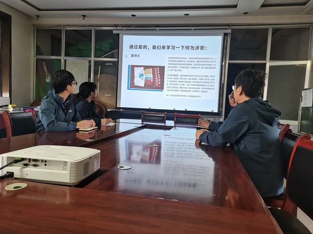 陜煤建設(shè)韓城分公司土建五項(xiàng)目部：“三線并進(jìn)”讓安全教育永遠(yuǎn)在路上！