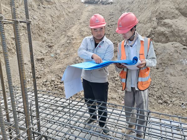 陜煤建設天工公司新疆第一項目部：導師帶徒把好人才“關”