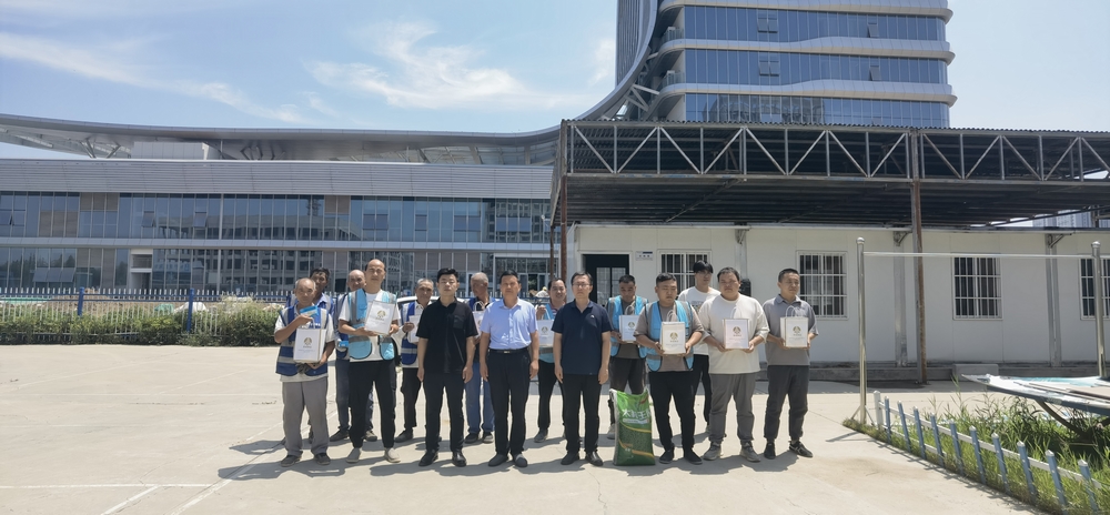 陜煤建設澄合分公司“清涼一夏”走一線