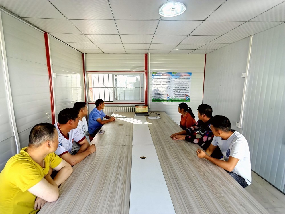 陜煤建設銅煤公司第十三項目部： 答好應試卷，不懼“熱”烤驗