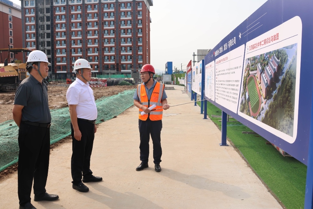 趙敬凱調研重點項目及鄉村振興工作