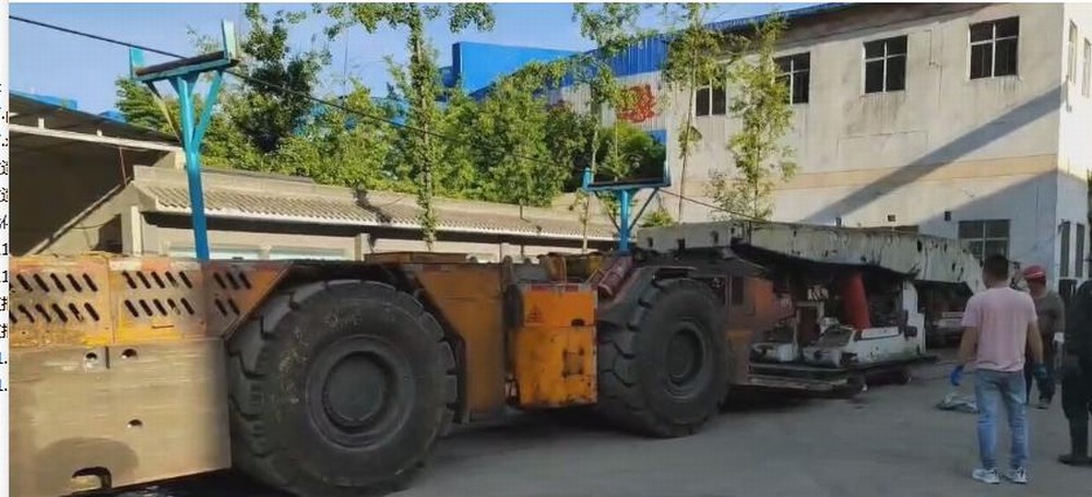 陜煤設計研究院:韓城礦業(yè)公司桑樹坪二號井率先應用無軌膠輪車支架搬運車運輸,提高工作效率,確保安全生產