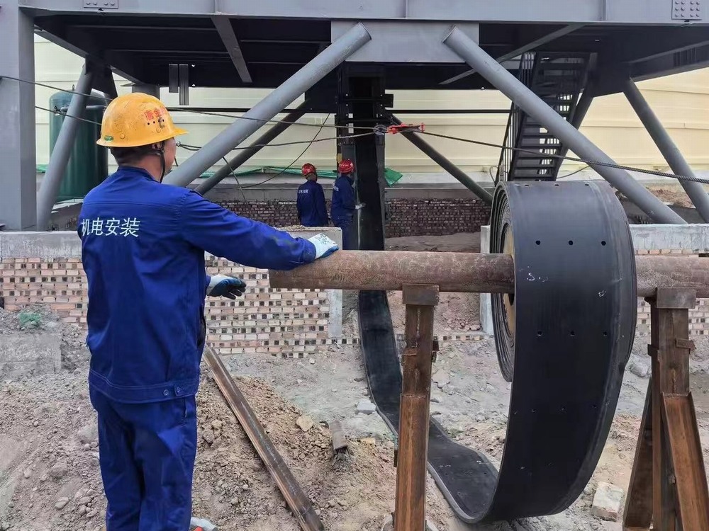 陜煤建設(shè)機(jī)電安裝公司涼水井項(xiàng)目部:全力拉滿工程“進(jìn)度條”