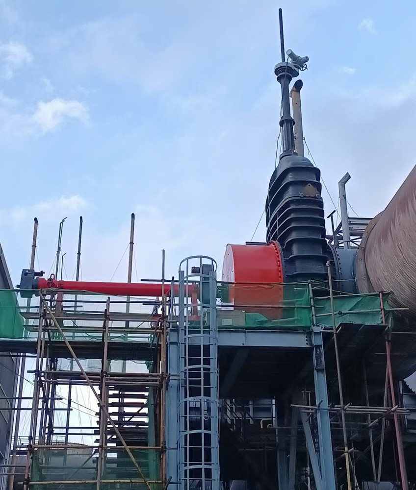 全力以赴!八小時(shí)圓滿完成煤氣管道DN2400帶壓開孔作業(yè)