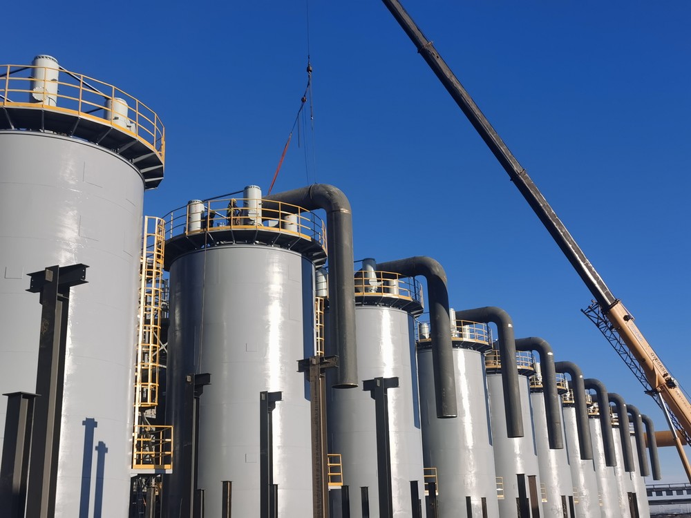 砥礪奮斗，鏖戰寒冬