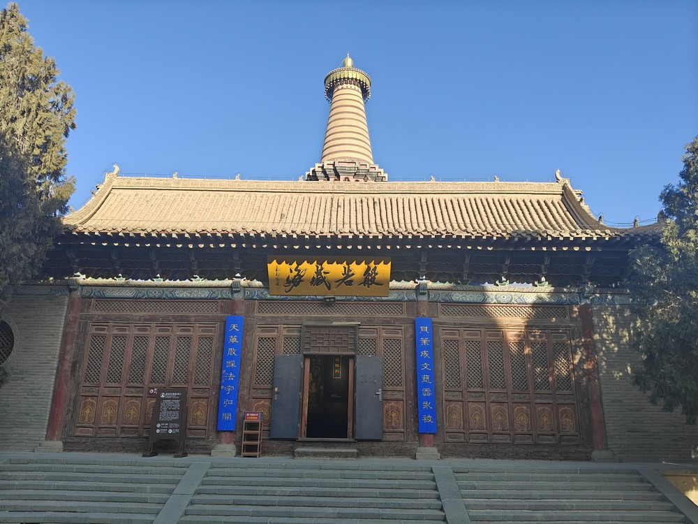 與千年佛陀的午后私語(yǔ)