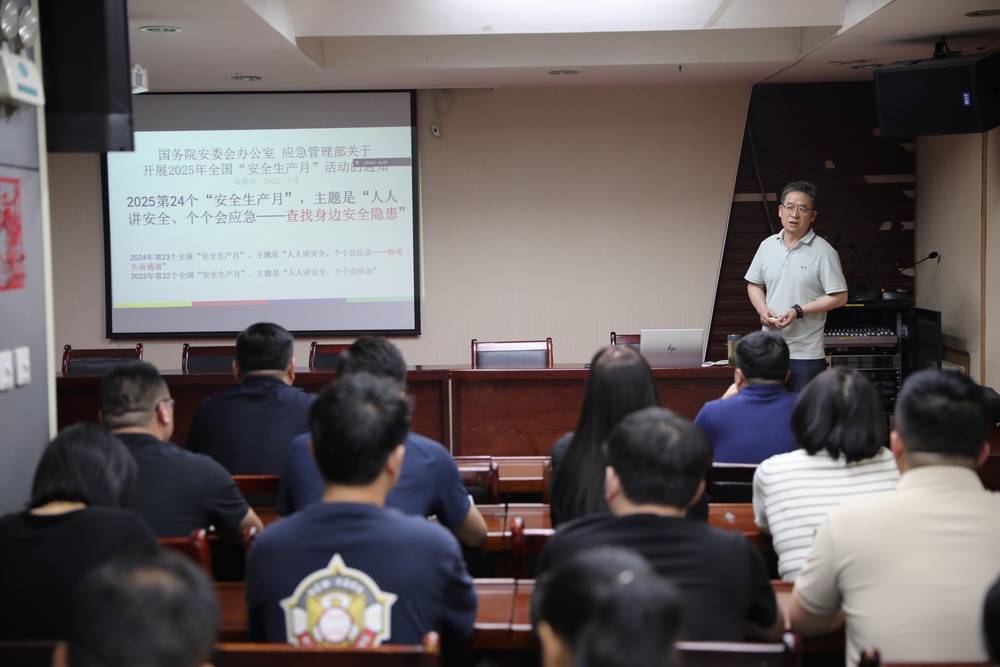 陜煤建設路橋分公司以宣傳為墨,繪就安全發展新圖景